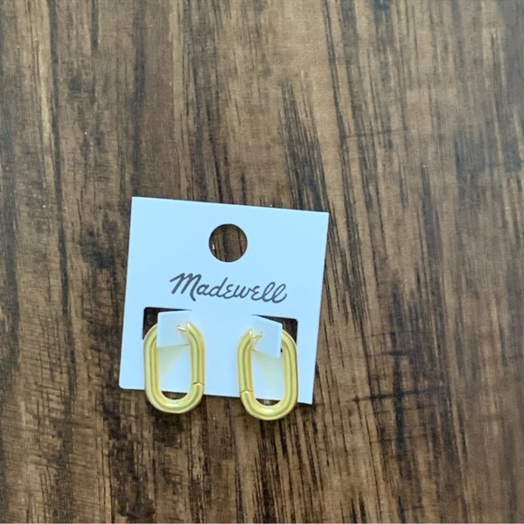 Madewell carabiner medium hoop earring - Picture 8 of 8